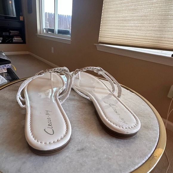 Circus NY Sam Edelman White Canyon Sandals - Size 9 - Picture 8 of 10